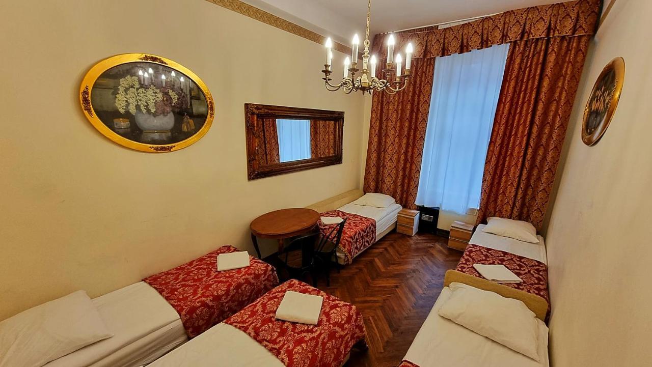 Vavelsky Apartments - Old Town Krakow Luaran gambar