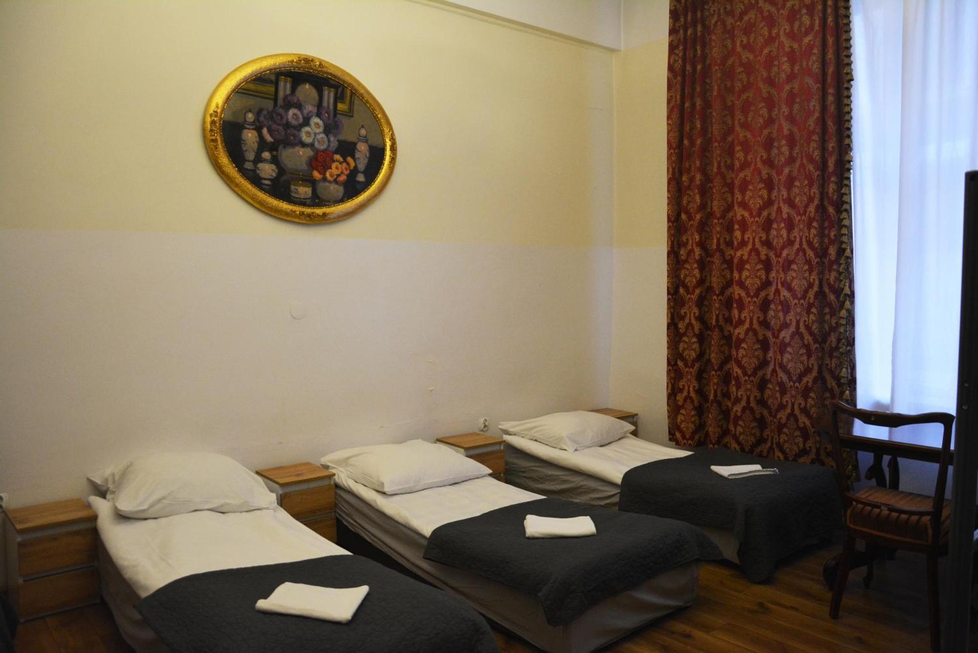 Vavelsky Apartments - Old Town Krakow Luaran gambar