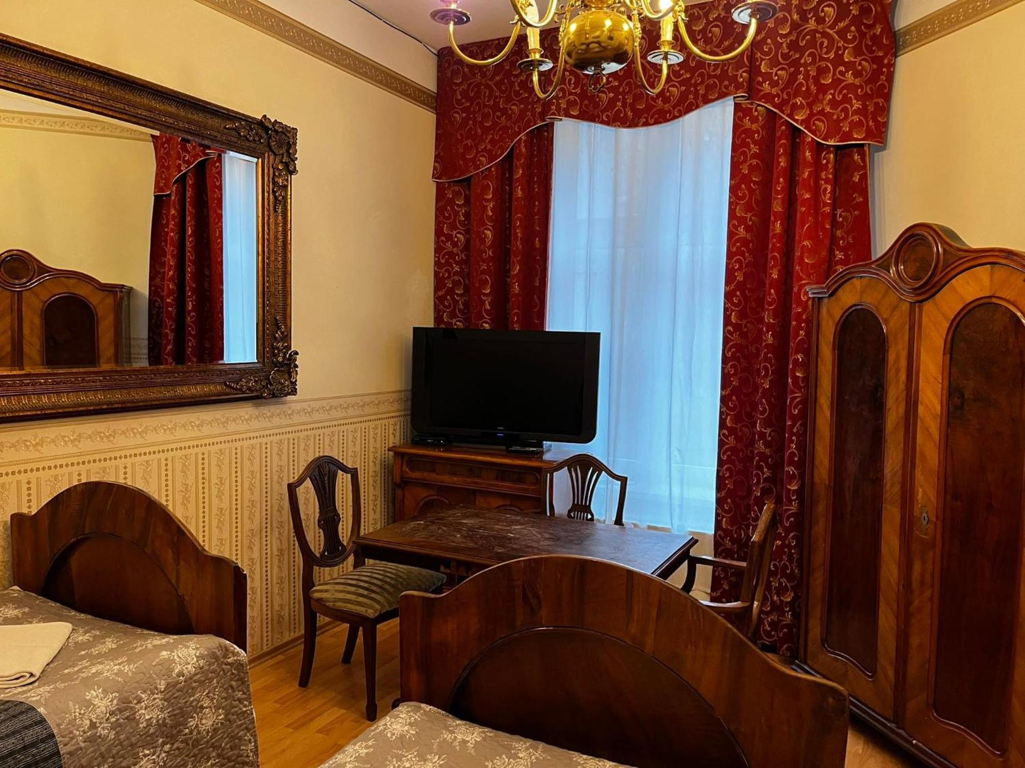 Vavelsky Apartments - Old Town Krakow Luaran gambar