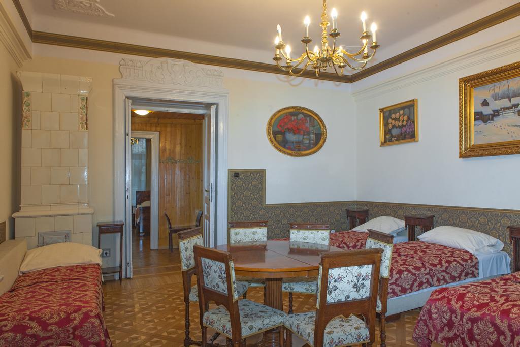 Vavelsky Apartments - Old Town Krakow Luaran gambar